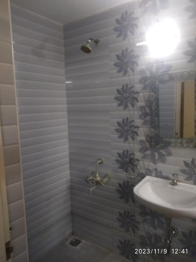 Royale Seaward Service Apartments チェンナイ エクステリア 写真
