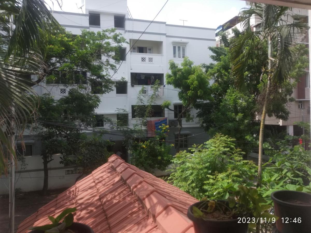 Royale Seaward Service Apartments チェンナイ エクステリア 写真