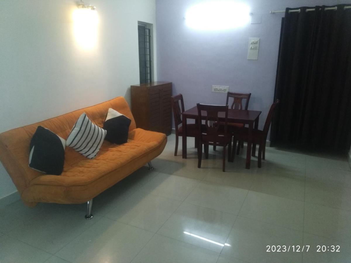 Royale Seaward Service Apartments チェンナイ エクステリア 写真