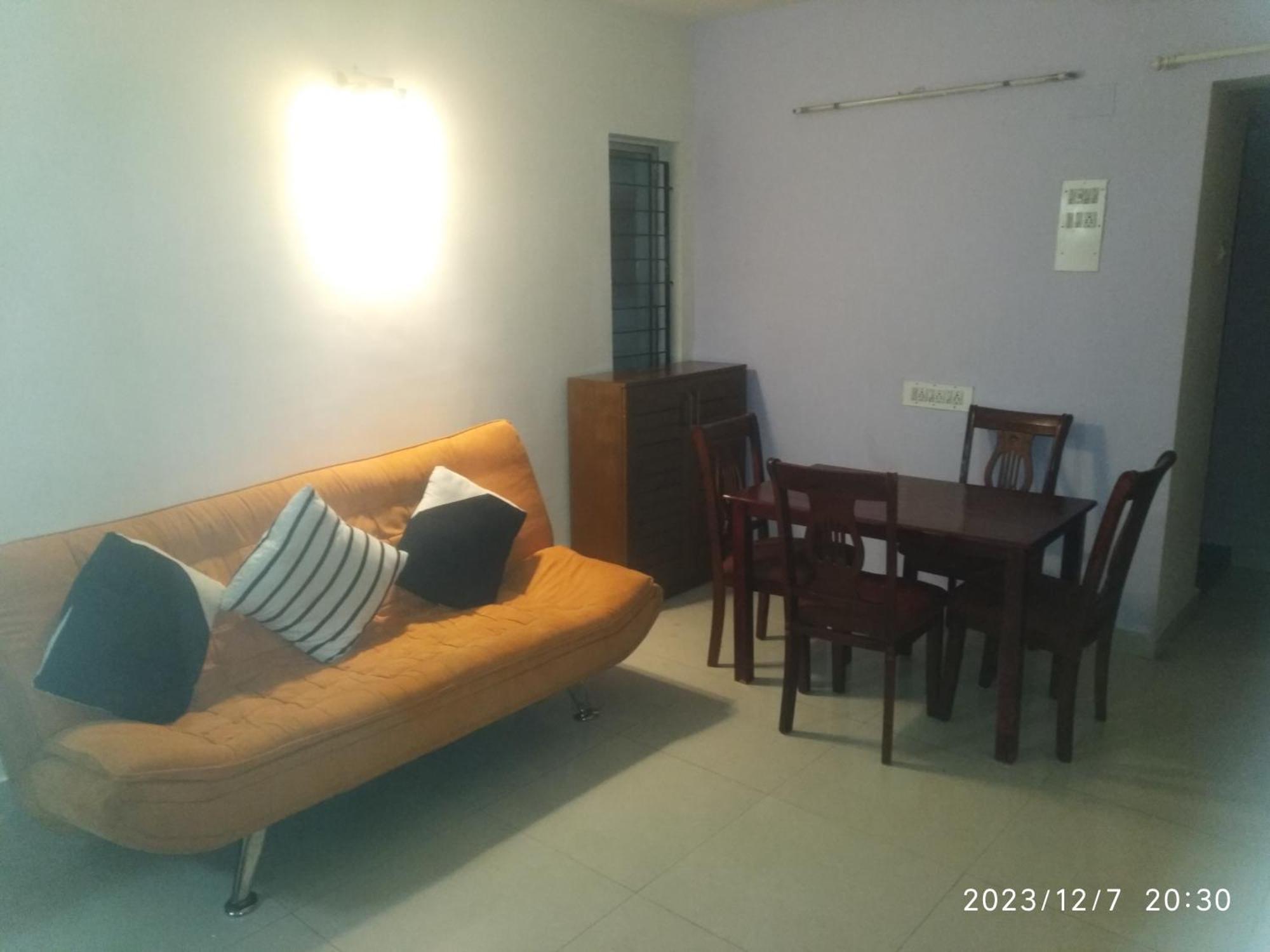 Royale Seaward Service Apartments チェンナイ エクステリア 写真